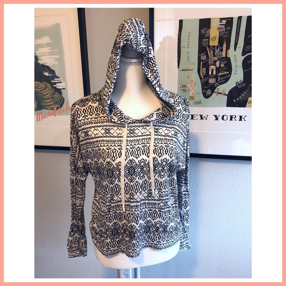 Lightweight Hooded Sweatshirt